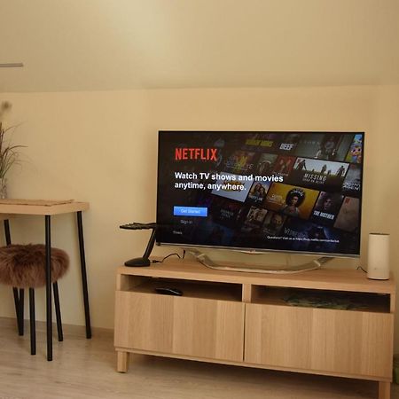 A&J Apartments Klaipeda Ngoại thất bức ảnh