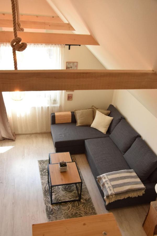 A&J Apartments Klaipeda Ngoại thất bức ảnh